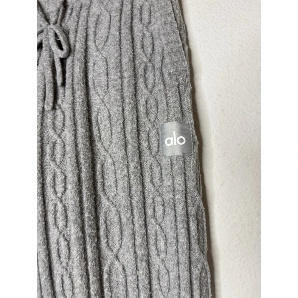 Alo Yoga Winter Bliss Pant Cable Knit Sweater Pants Grey XXS Minimalist‎ Cozy
